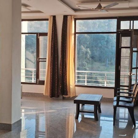 Bholenath Homestay Далхаузи Экстерьер фото