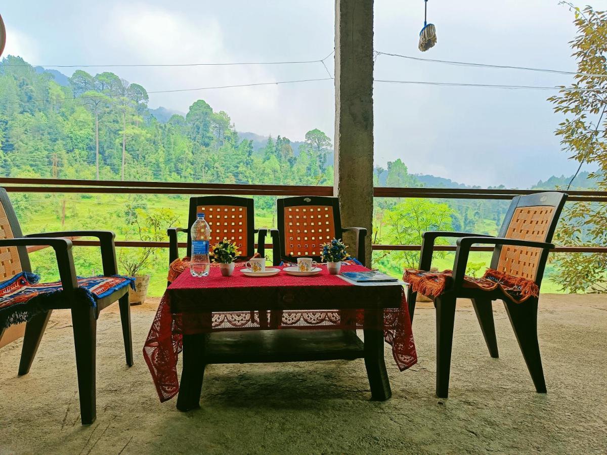 Bholenath Homestay Далхаузи Экстерьер фото