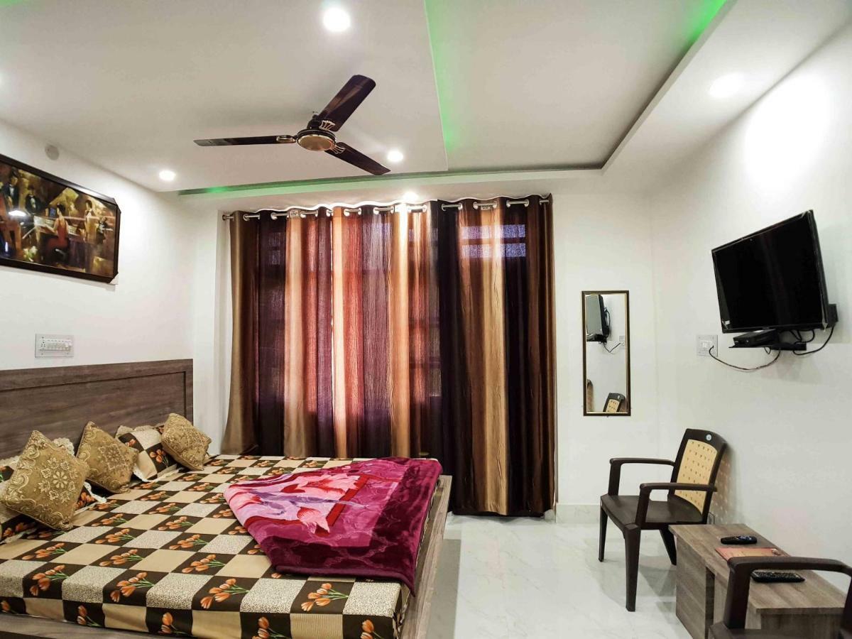 Bholenath Homestay Далхаузи Экстерьер фото