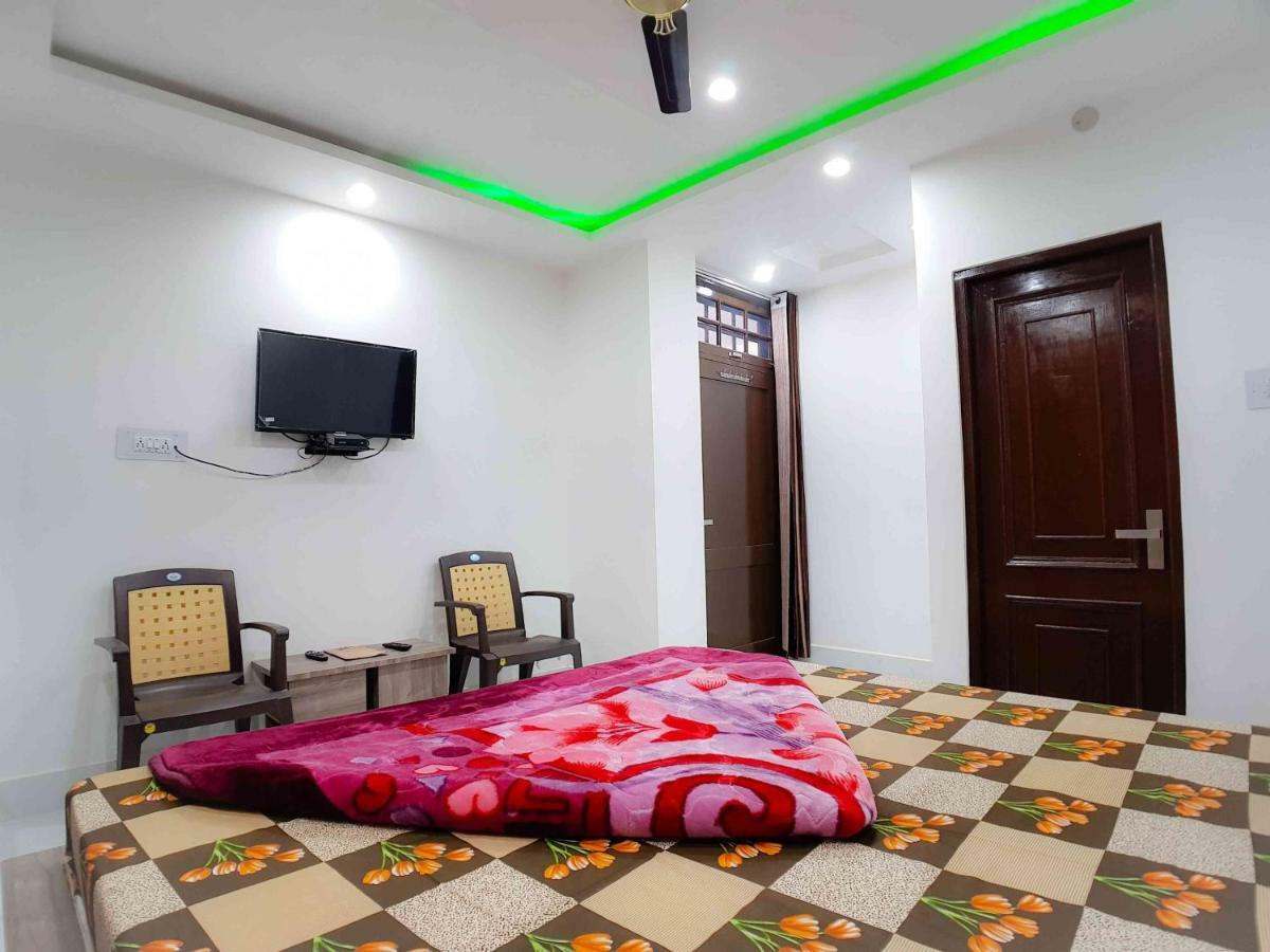 Bholenath Homestay Далхаузи Экстерьер фото