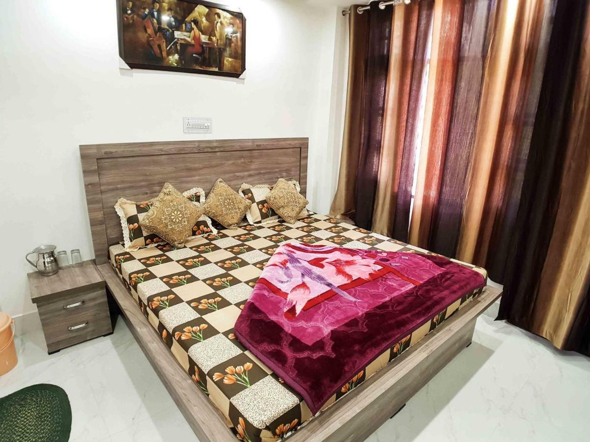 Bholenath Homestay Далхаузи Экстерьер фото